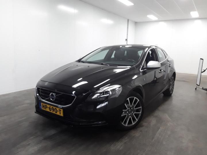 volvo v40 2015 yv1mv7431g2306803