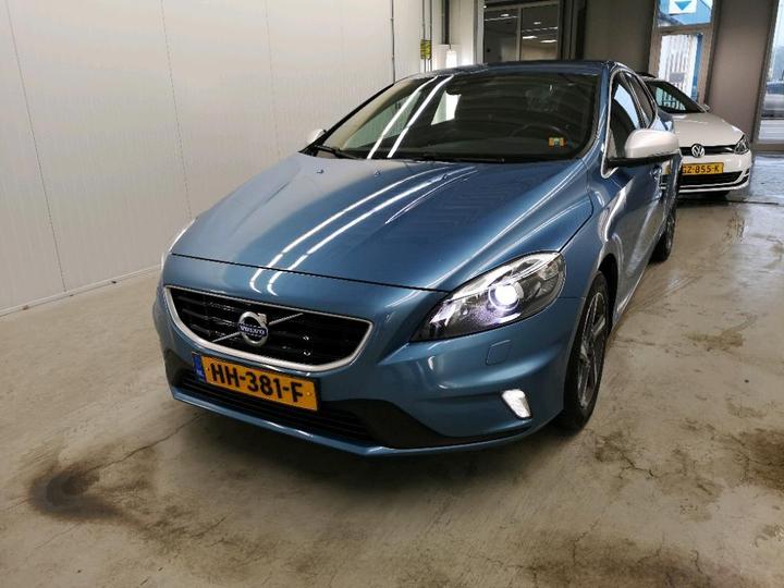 volvo v40 2015 yv1mv7431g2307494