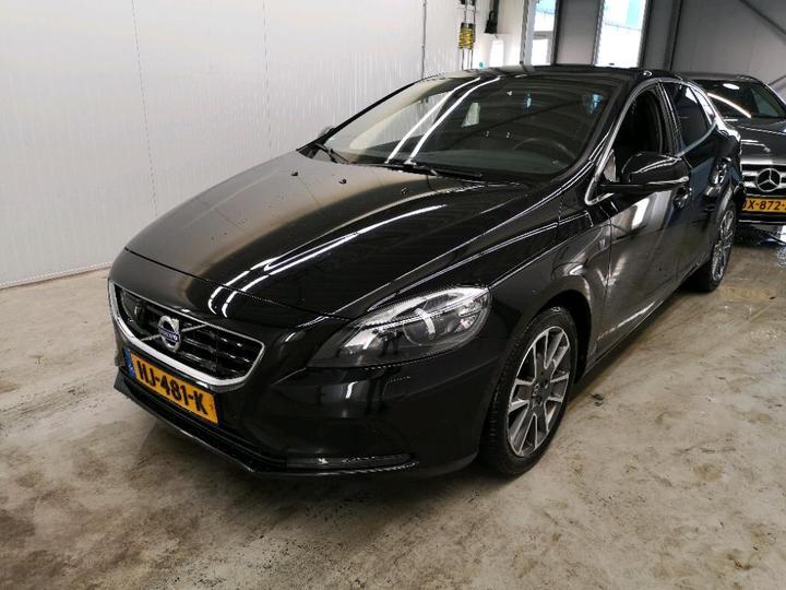 volvo v40 2015 yv1mv7431g2310852