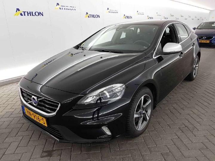 volvo v40 2015 yv1mv7431g2312495