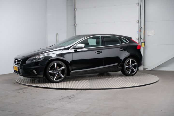 volvo v40 2015 yv1mv7431g2312674