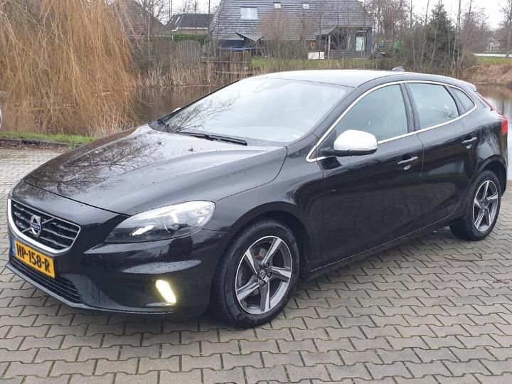 volvo v40 2015 yv1mv7431g2315419