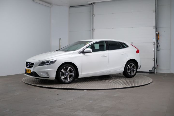 volvo v40 2015 yv1mv7431g2315643