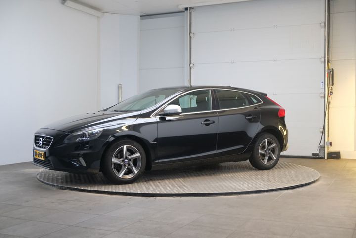 volvo v40 2015 yv1mv7431g2317098