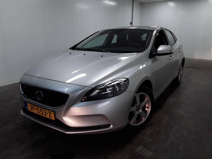 volvo v40 2015 yv1mv7431g2317927