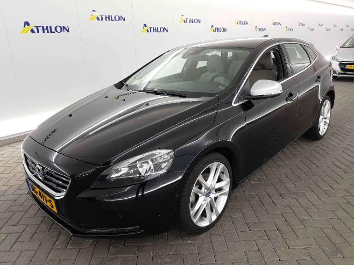 volvo v40 2015 yv1mv7431g2318120