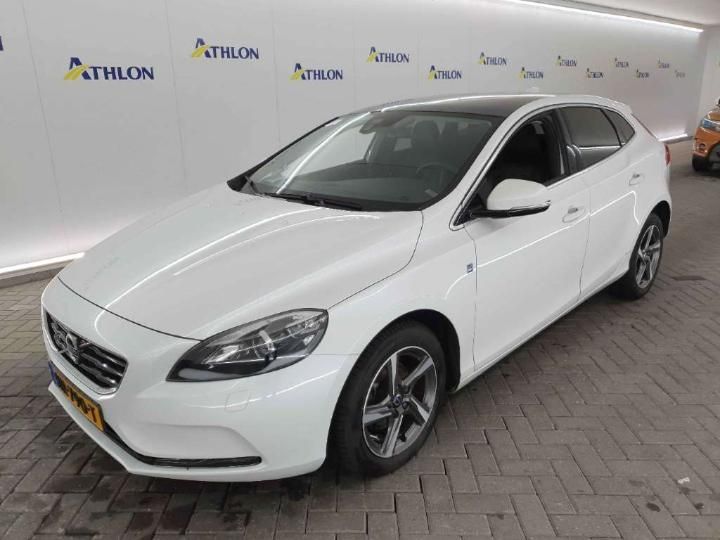 volvo v40 2015 yv1mv7431g2319905