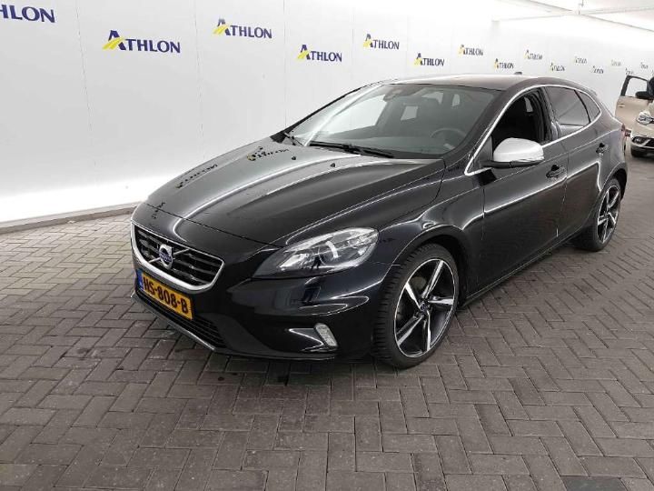 volvo v40 2015 yv1mv7431g2322417