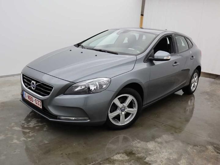 volvo v40 &#3912 2016 yv1mv7431g2323551