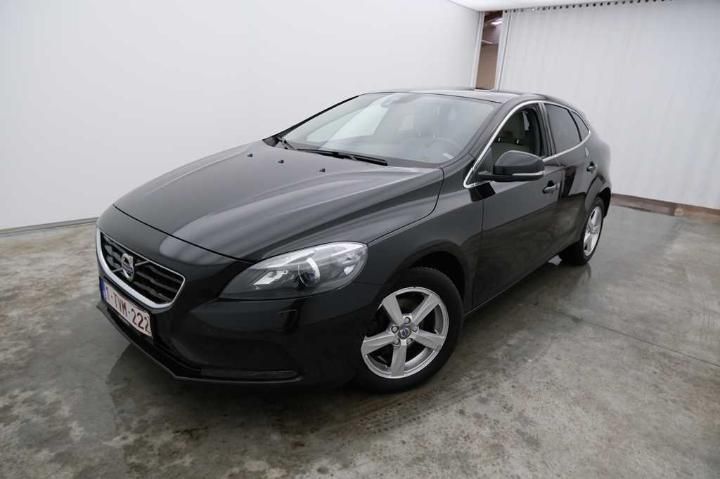 volvo v40 &#3912 2016 yv1mv7431g2325376