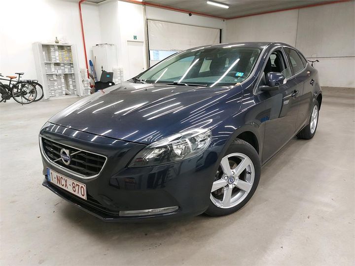 volvo v40 2016 yv1mv7431g2326633