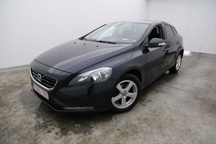 volvo v40 &#3912 2016 yv1mv7431g2330624