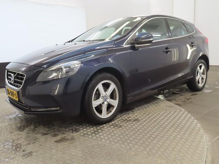 volvo v40 2016 yv1mv7431g2335943