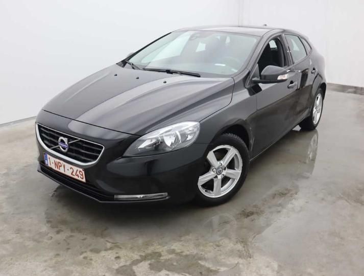 volvo v40 &#3912 2016 yv1mv7431g2338698