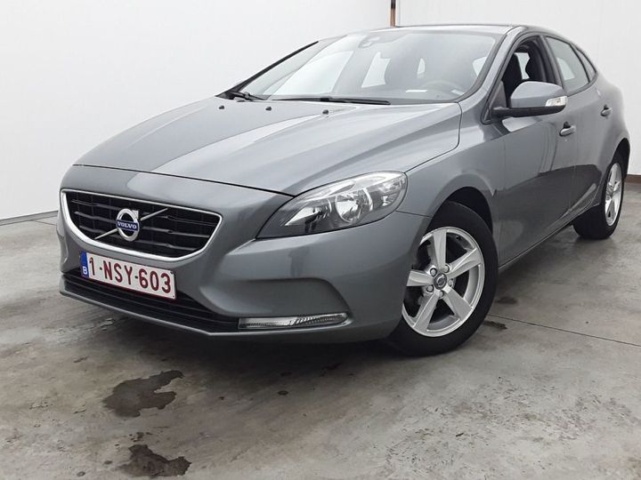 volvo v40 &#3912 2016 yv1mv7431g2341472