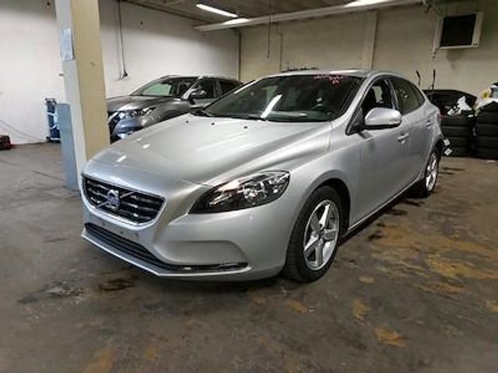 volvo v40 diesel - 2016 2016 yv1mv7431g2346845