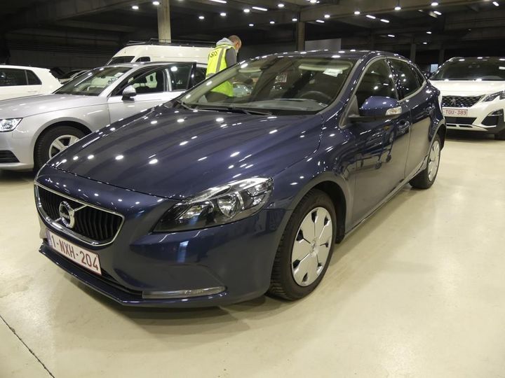 volvo v40 2016 yv1mv7431h2360844