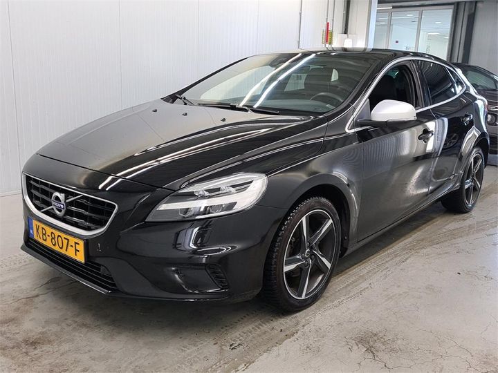 volvo v40 2016 yv1mv7431h2379452