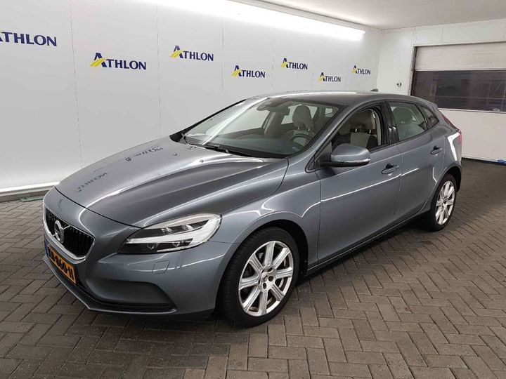 volvo v40 2016 yv1mv7431h2379792