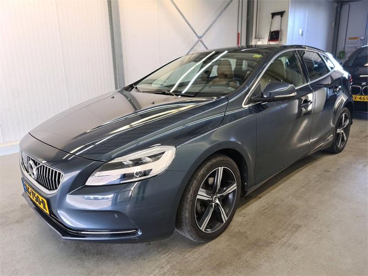 volvo v40 2016 yv1mv7431h2381836