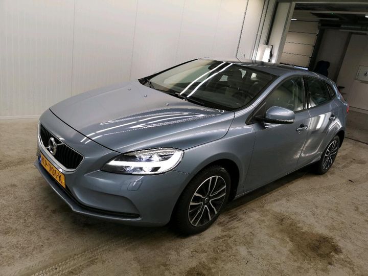 volvo v40 2016 yv1mv7431h2398874