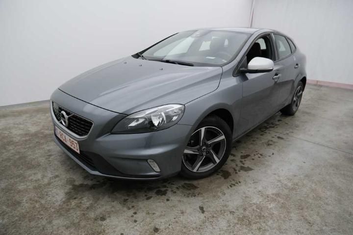 volvo v40 fl&#3916 2016 yv1mv7431h2402120