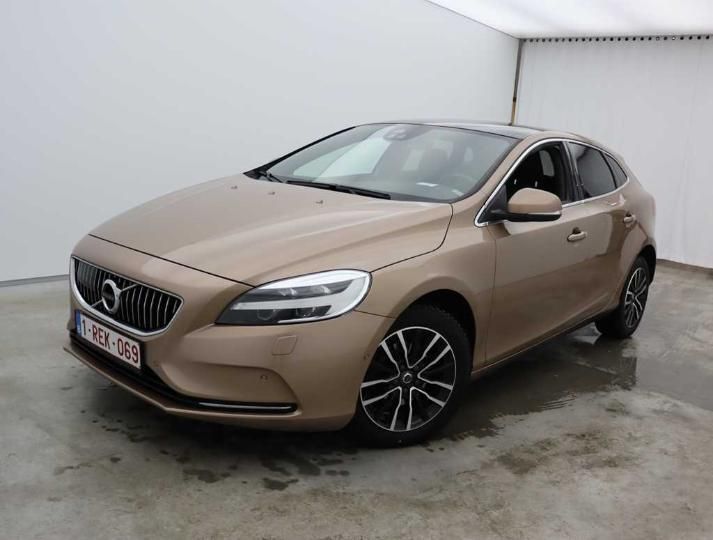 volvo v40 &#3912 2016 yv1mv7431h2405292