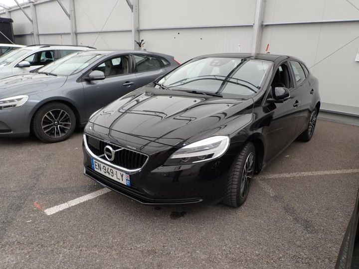 volvo v40 2017 yv1mv7480h2436821