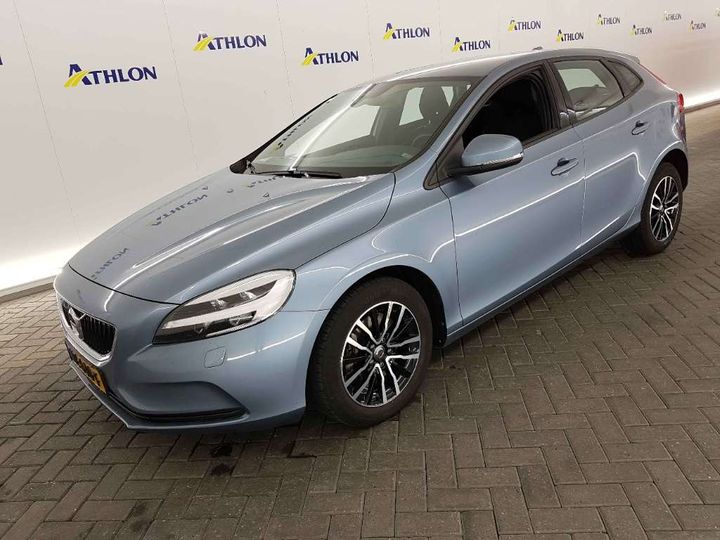 volvo v40 2017 yv1mv7480h2441192