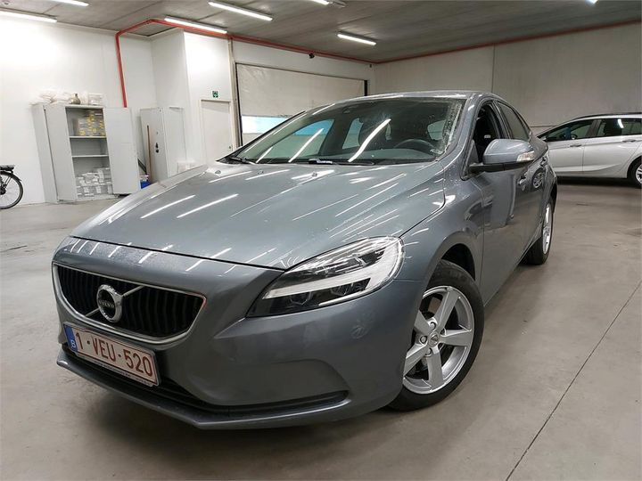 volvo v40 2018 yv1mv7480j2506950