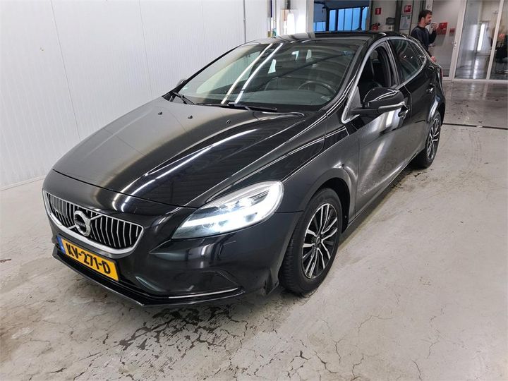 volvo v40 2016 yv1mv7481h2408863