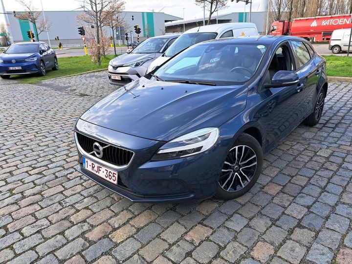 volvo v40 2017 yv1mv7481h2414988