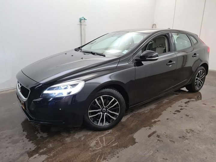 volvo v40 2017 yv1mv7481h2419575