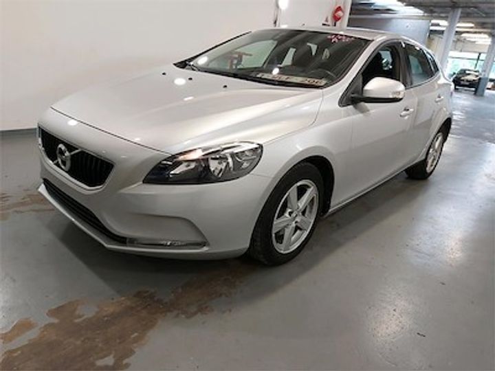 volvo v40 diesel - 2016 2017 yv1mv7481h2425935