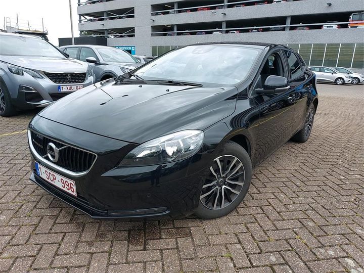 volvo v40 2017 yv1mv7481h2434076