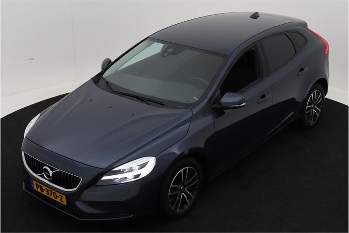 volvo v40 2017 yv1mv7481j2443197