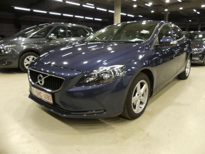 volvo v40 - 2016 2017 yv1mv7481j2444338