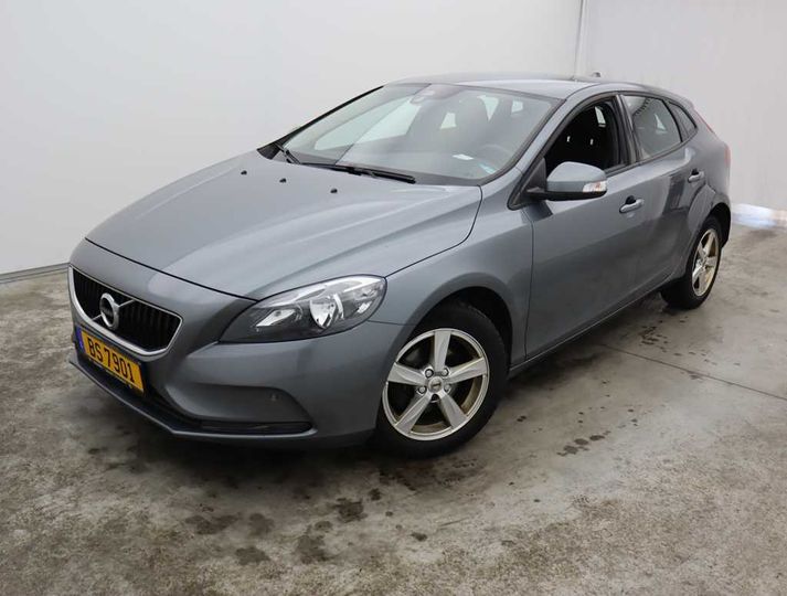 volvo v40 &#3916 2017 yv1mv7481j2445614