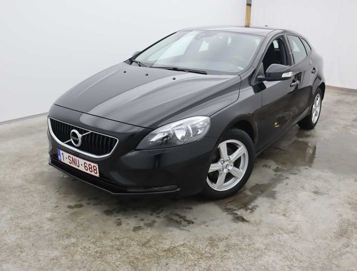 volvo v40 fl&#3916 2017 yv1mv7481j2452268