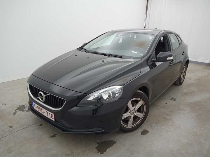 volvo v40 fl&#3916 2017 yv1mv7481j2452473