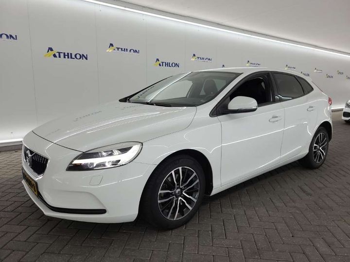 volvo v40 2017 yv1mv7481j2453299