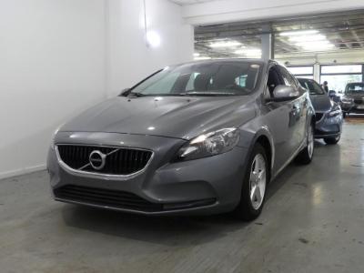 volvo v40 diesel - 2016 2017 yv1mv7481j2453435