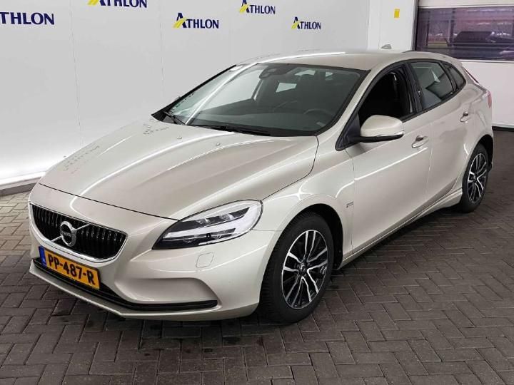 volvo v40 2017 yv1mv7481j2454048