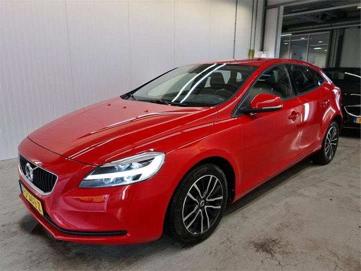 volvo v40 2017 yv1mv7481j2456161