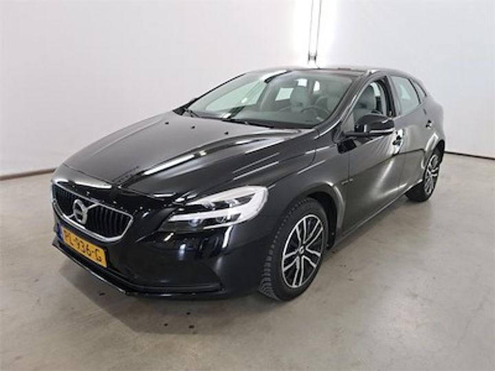 volvo v40 2017 yv1mv7481j2457996