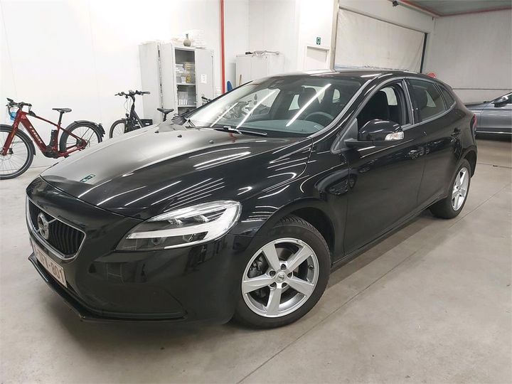 volvo v40 2017 yv1mv7481j2468886