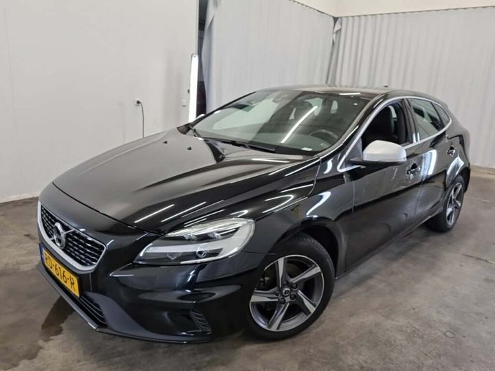 volvo v40 2017 yv1mv7481j2469333