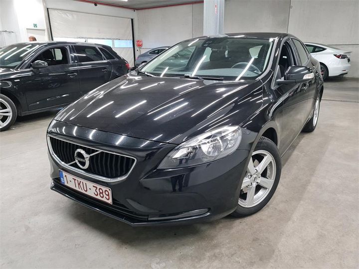 volvo v 40 2017 yv1mv7481j2485927