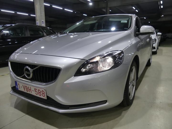 volvo v40 - 2016 2018 yv1mv7481j2487017