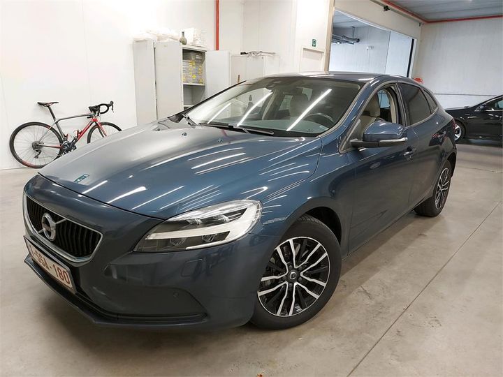 volvo v40 2017 yv1mv74l0h2408555